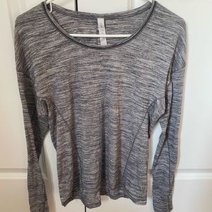 Marled grey Lululemon long sleeve shirt, size 6